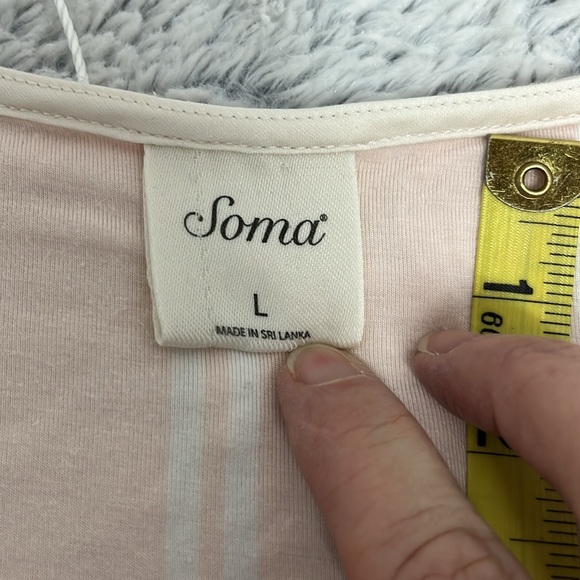 Soma Pink with white stripe sleep shirt size large - Picture 6 of 8